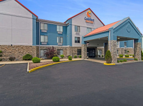 Comfort Suites near I-80 and I-94