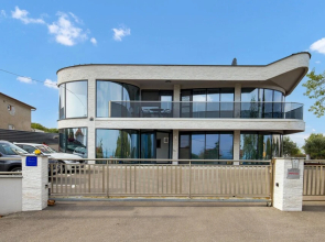 Beautiful Home in Vrh With Wifi and 1 Bedrooms