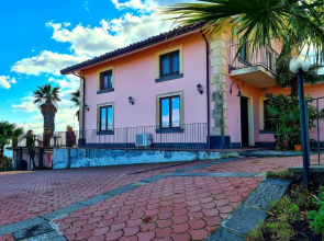 Etna Panoramic Villa With Swimming Pool