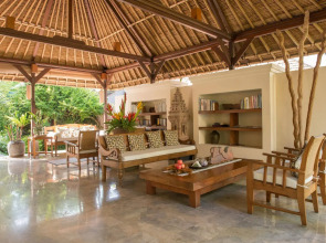 Komaneka at Monkey Forest