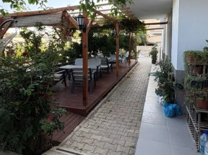 Yildiz Apart