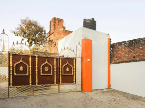 Maitri Paying Guest House by OYO Rooms