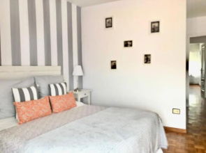 Apartamento con vistas al mar en Primera Línea.