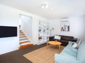 THE Parkview AT Mollymook