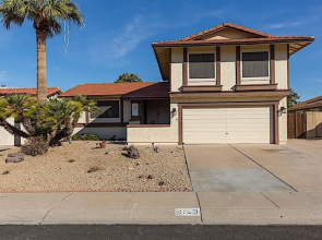 Shadow Mountain Retreat 4BR by Casago