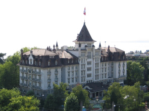 Royal Savoy Hotel & Spa