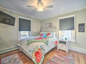 Family-friendly Glens Falls Home w/ Sun Porch