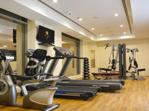 Landmark Plaza Hotel