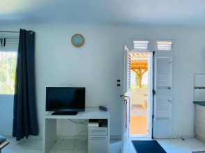 Studio in Schoelcher, with Enclosed Garden And Wifi - 500 M From the Beach