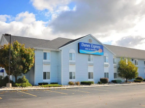 Dunes Express Inn & Suites