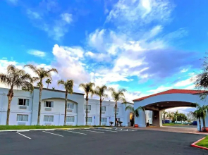 Hourglass Hotel, Trademark Collection by Wyndham