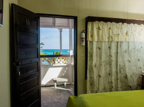 Hotel Coastal Bay