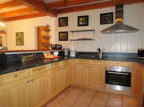 Tidy Chalet in the Woods of the Beautiful Dordogne