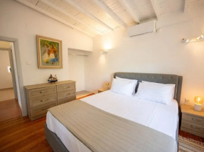 Aeraki Cottage at Heraion Lagoon