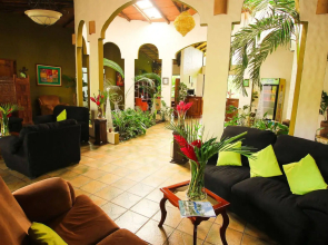 Mountain Paradise Hotel