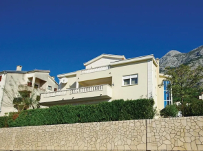Awesome Home in Makarska With Wifi and 1 Bedrooms