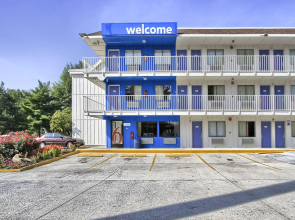 Motel 6 New Cumberland, PA - Harrisburg - Hershey South