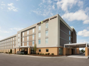 Home2 Suites By Hilton Milwaukee Brookfield