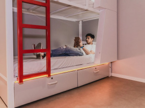 Хостел Sun & Moon