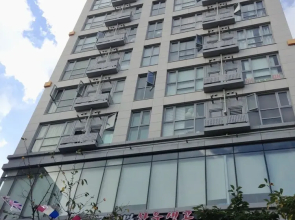 Alice Apartment