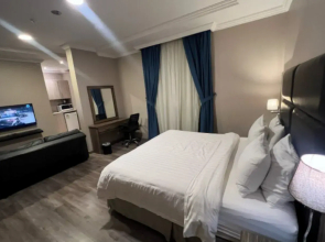 Loren Suites 3