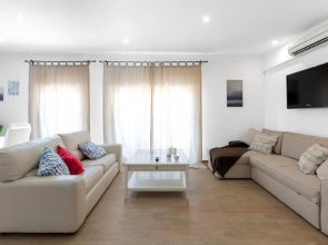 Maka Beach Apartment V