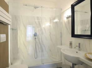 Raffaello Charmsuite