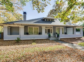 Walk to Coker University & Dtwn! Home w/ Game Room