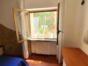 3 bedrooms appartement with lake view private pool and enclosed garden at Pergusa