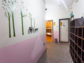 The Hive Singapore Hostel