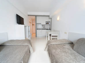 Apartamentos Embat