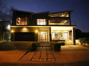 Whalesong Villa