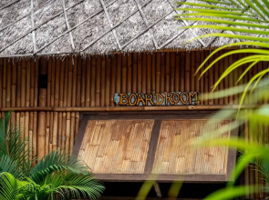 Ekas Surf Resort
