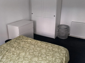 Remarkable 2-bed Apartment in Glasgow