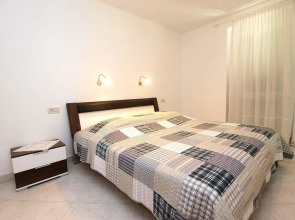 Apartment 1457