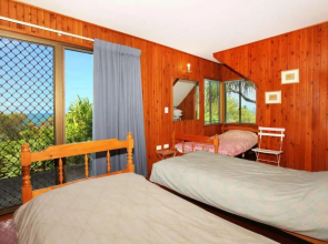 38 Pacific Terrace, Coolum Beach - Linen supplied