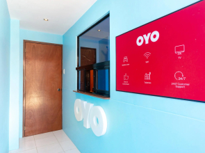 OYO 530 Yellow Pad - Vaccinated Staff