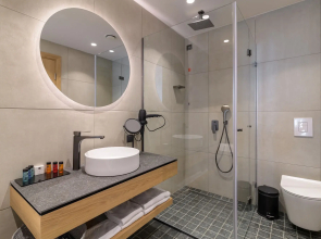 Ensana Aquahouse Health Spa Hotel