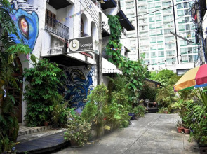 Bodega Party City Center Bangkok - Hostel