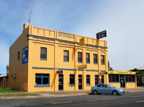 Tattersall's Hotel Blayney