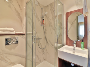 Hotel du Pin Nice Port