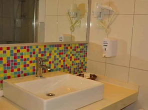 Side Win Hotel & Spa