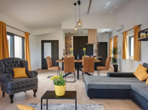 Radola Residence