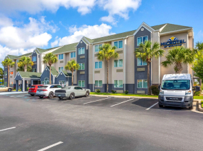 Microtel Inn & Suites by Wyndham Panama City