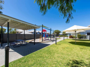 Escape to 39 at Cape View