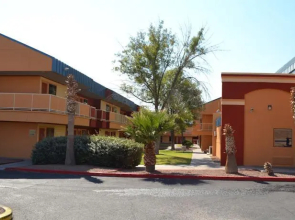 Ramada by Wyndham El Paso (Formerly Ramada Suites El Paso)