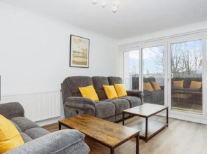 Caul View Apartment in Dumfries
