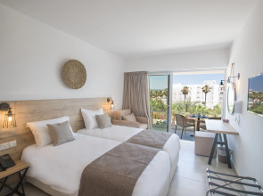 Bohemian Gardens Hotel