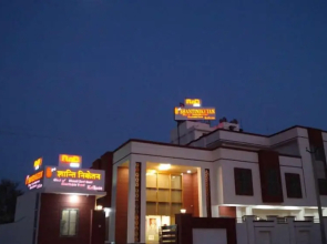 RnB ShantiNiketan, Salasar