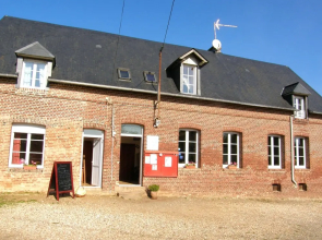 House With 4 Bedrooms in Berville, With Furnished Garden - 20 km From